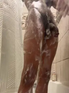 Watch this uncut video of zeze1513, 22 years old, male