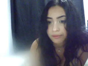 Enjoy watching the HD video of Katemossi Cam porn model from bongacams