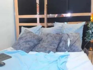 Play hardcore clip of Merielenbloom Cam porn model from camsoda