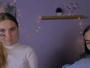 View hardcore scene of Dina-bloom Cam porn model from camsoda