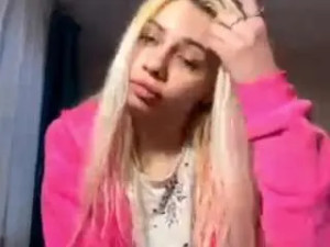 Watch this uncensored clip called Eliawarford Cam porn model from camsoda