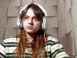 View full movie named Sharondariojas Cam porn model from chaturbate