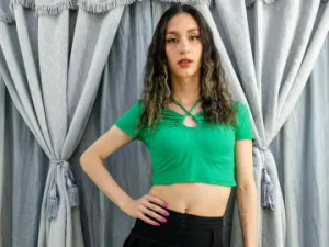 Watch uncensored movie named nicol18, 24 years old, trans