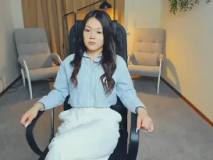 Watch the complete scene titled DiaUldrich Cam porn model from cam4