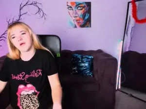 Play uncensored clip called Helen_shineee Cam porn model from chaturbate