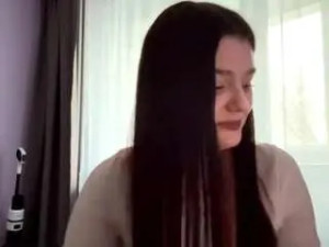 Play the full movie titled Carlisargis Cam porn model from camsoda