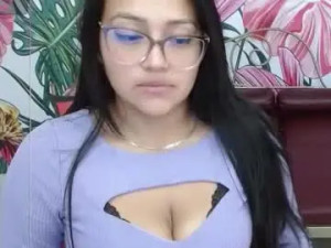 Enjoy watching this full scene called Carolinetuconejita8 Cam porn model from chaturbate