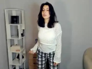 Watch the uncensored video of _monnytoon_ Cam porn model from chaturbate