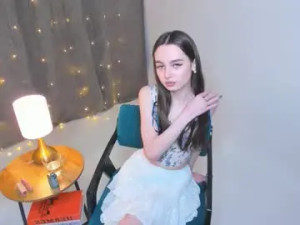 Watch this hardcore movie of Nichelledorris Cam porn model from chaturbate