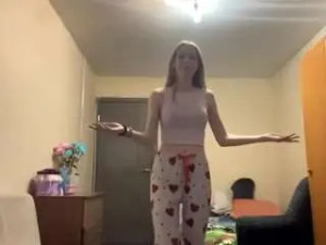 Watch the uncensored movie of Yasminallen Cam porn model from camsoda