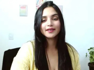 Play this uncut scene named Veronicafire Cam porn model from bongacams