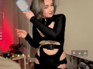 Stream this uncensored clip titled Moooodberry Cam porn model from chaturbate