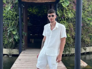 Watch the complete movie named MaxTaylor, 27 years old, brown hair male