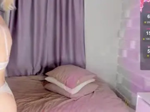 Enjoy watching this uncut clip of Lissylil Cam porn model from chaturbate