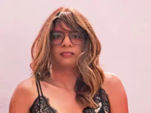 Watch the uncut movie titled ruhi, 33 years old, blonde hair trans