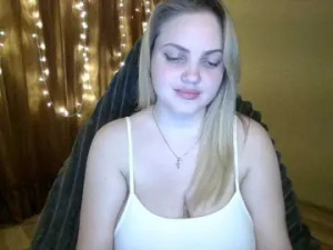 Stream the HD clip of Rimmia Cam porn model from bongacams