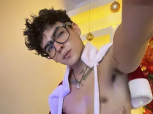 View hardcore video of CamilloGuzmn, 22 years old, brunette hair male