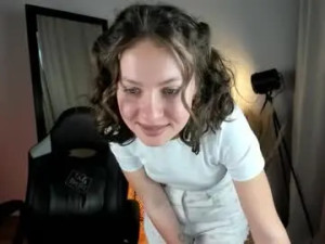 Watch this uncensored movie called Miragoddes Cam porn model from chaturbate