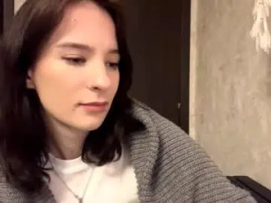 Play the full scene called Luannmaixner Cam porn model from chaturbate