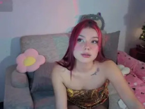 View the complete scene of Hannybunny Cam porn model from bongacams