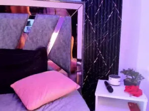 Stream the uncensored movie titled Aaron_and_alahya Cam porn model from chaturbate