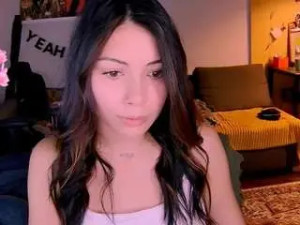 Watch the complete movie named Valorantgirl Cam porn model from camsoda