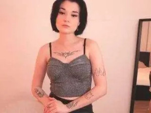 Play complete scene of Lucykitty Cam porn model from camsoda