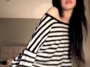 Play uncut clip titled Kymberlyopyd Cam porn model from camsoda