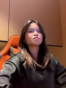 Play uncensored movie of Toffee-00 Cam porn model from stripchat