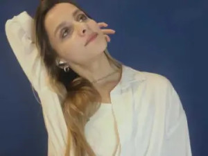 View complete video named KathrinKaukola Cam porn model from bongacams