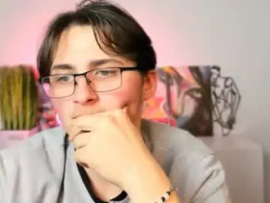 Watch this HD movie titled Azen_rush Cam porn model from chaturbate