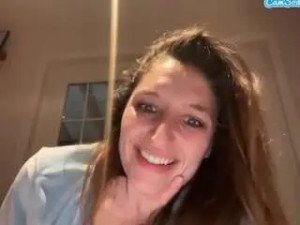 Enjoy watching HD clip of Creamiest-peaches Cam porn model from camsoda