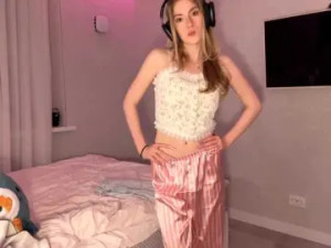 Enjoy watching this hardcore video titled ToshikoCogill Cam porn model from bongacams