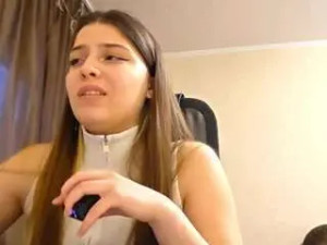 View complete movie called Danitahusak Cam porn model from camsoda