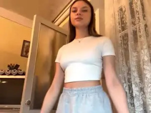 Enjoy watching the full scene titled Rosanareichelt Cam porn model from chaturbate