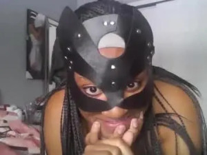 Play this full clip called Pheonixxlove Cam porn model from chaturbate