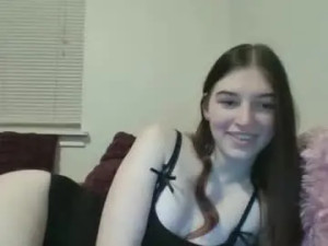 Play the uncensored scene of Astridjenkins95 Cam porn model from chaturbate