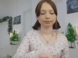 Stream full scene called Lucy_halley Cam porn model from chaturbate