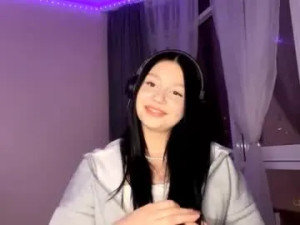 Play full scene called Jeaneburroughs Cam porn model from chaturbate