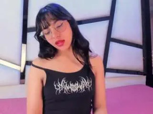 Watch this uncut video named Coralith Cam porn model from camsoda