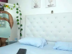 Stream HD movie of Prettychubbyy Cam porn model from bongacams