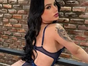 Play HD scene of JasmineDioorx, 25 years old, brunette hair trans