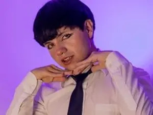 Play full scene titled dalmonlenoxx, 19 years old, brunette hair male