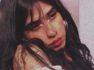 Stream this uncensored movie of BellaPoisonous, 23 years old, brunette hair trans