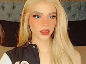 Play this uncut clip called EmaMichaelss18, 29 years old, blonde hair trans