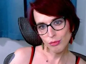 Stream the uncut clip called RyffBurnz, 30 years old, redhead hair trans