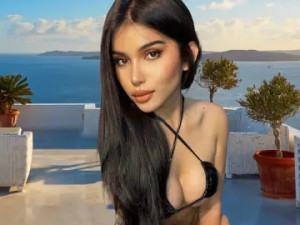 Watch HD clip called ShantalMolly, 26 years old, brown hair trans