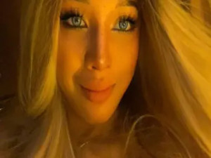 Stream hardcore movie titled LarsMarie, 18 years old, brunette hair trans