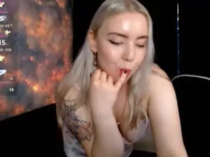 Stream the HD video named Sophia_heartfilia Cam porn model from chaturbate