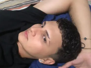 Watch hardcore scene of LiamCardona1, 19 years old, brunette hair male